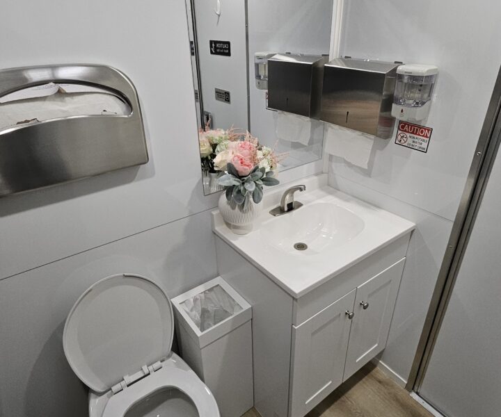 Cozy-Cove-Restroom-Trailer-Rental-luxury-restroom-rentals-for-events-near-me-interior
