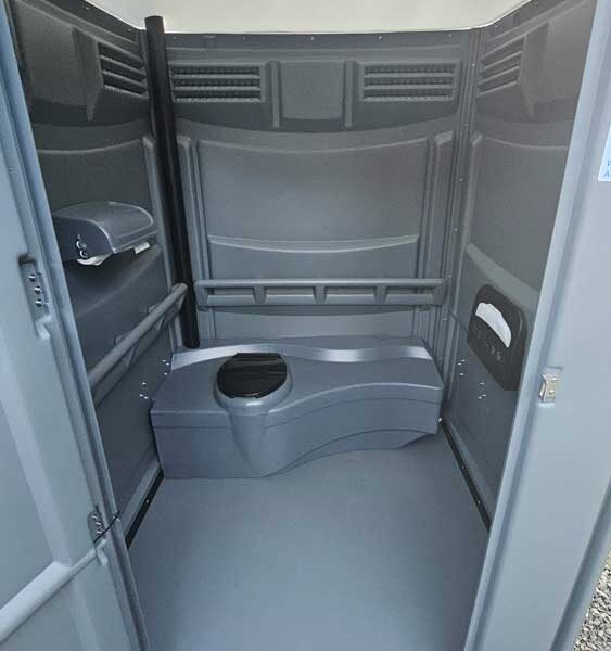 cozy cove restroom ada compliant portable toilet rental kitsap wa